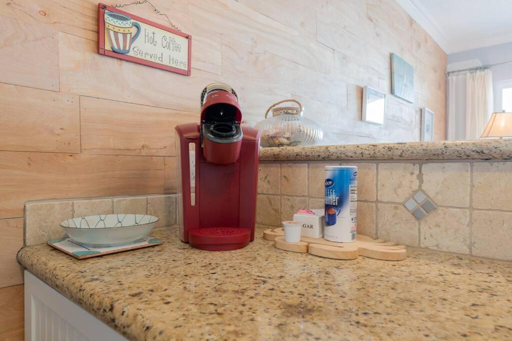 Baca Beach Escape I - 3 Pools - Pet Friendly غالفيستون، تكساس المظهر الخارجي الصورة